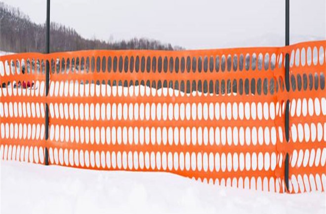 Аварийное ограждение пластиковая оранжевая сетка